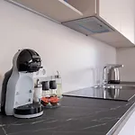 Cozy Spacious Loft! Great For Longer Stays! 아파트