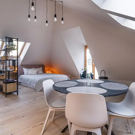 Cozy Spacious Loft! Great For Longer Stays!