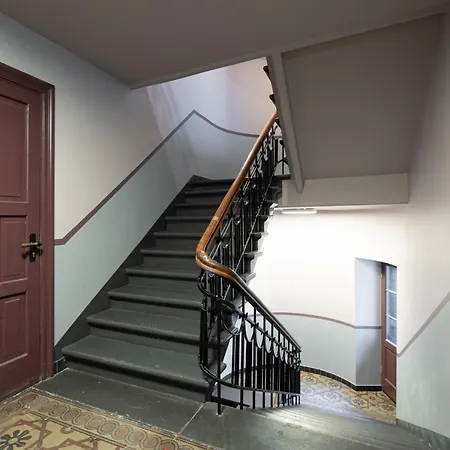 Cozy Spacious Loft! Great For Longer Stays! Apartment *