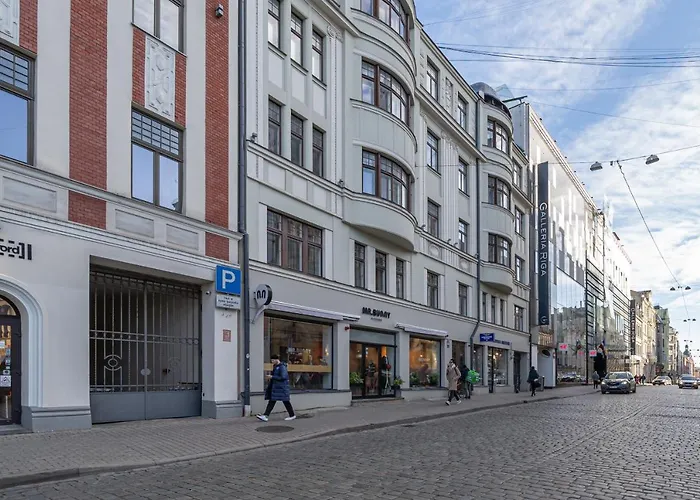 Cozy Spacious Loft! Great For Longer Stays! * Ρίγα