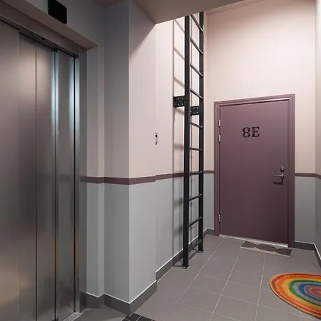 Cozy Spacious Loft! Great For Longer Stays! Apartmán