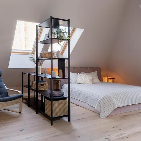 Cozy Spacious Loft! Great For Longer Stays!