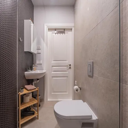 Διαμέρισμα Cozy Spacious Loft! Great For Longer Stays!