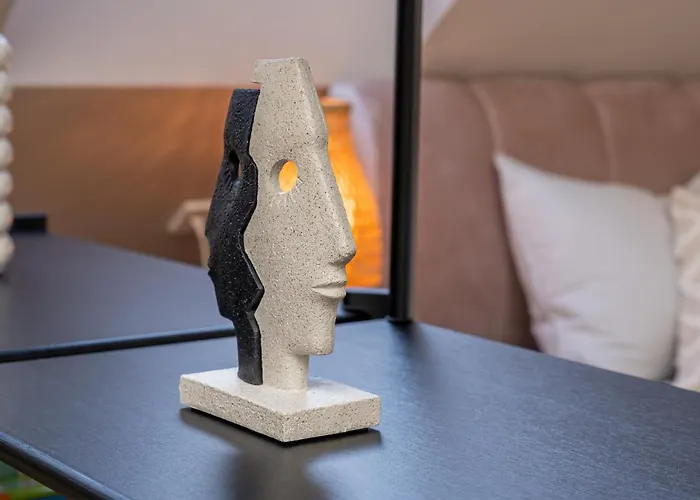 Cozy Spacious Loft! Great For Longer Stays! Dzīvoklis Riga